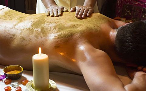 Udwarthanam herbal powder massage